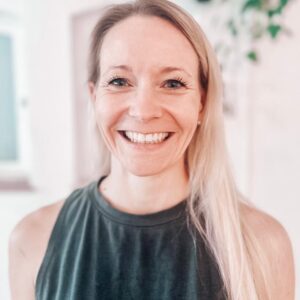 YOGA FÜR RELATIVE BEGINNER UND HALBGARE ANFÄNGER ab Fr, 16.01.2026